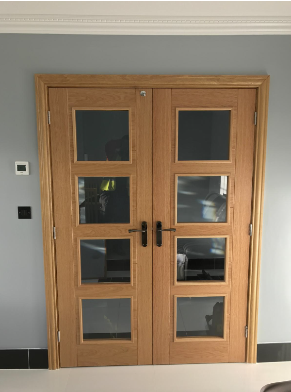 Oak double internal doors with black handles
